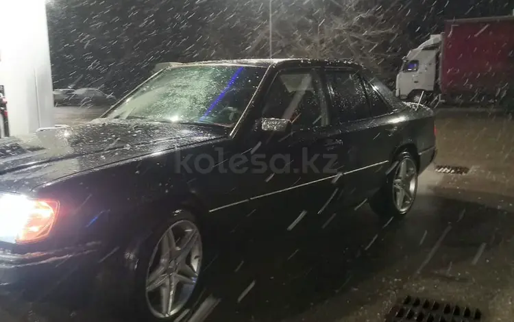 Mercedes-Benz E 220 1993 годаfor1 400 000 тг. в Алматы