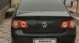 Volkswagen Passat 2007 годаүшін4 300 000 тг. в Сатпаев – фото 2