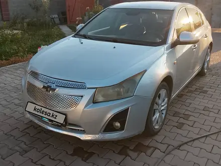 Chevrolet Cruze 2013 года за 2 800 000 тг. в Алматы – фото 2