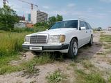 Mercedes-Benz E 230 1991 года за 930 000 тг. в Кендала – фото 4