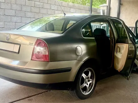 Volkswagen Passat 2003 года за 2 350 000 тг. в Шымкент – фото 6
