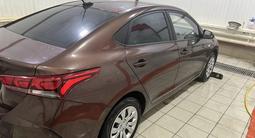 Hyundai Accent 2022 года за 8 300 000 тг. в Уральск – фото 3