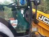 Стёкла заводские на 3 1 cat jcb за 55 000 тг. в Алматы – фото 2