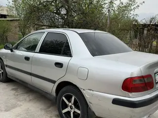Mitsubishi Carisma, 2003