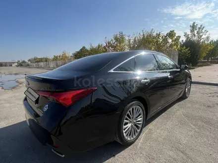 Toyota Avalon 2022 года за 26 500 000 тг. в Шымкент – фото 6