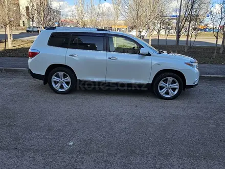 Toyota Highlander 2011 года за 13 000 000 тг. в Астана