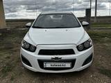 Chevrolet Aveo 2014 года за 3 500 000 тг. в Актобе – фото 2