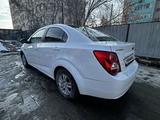 Chevrolet Aveo 2014 года за 3 500 000 тг. в Актобе – фото 3