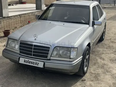 Mercedes-Benz E 200 1994 года за 2 700 000 тг. в Кызылорда – фото 5