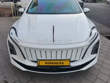 Hongqi E-QM5 2024 года за 7 990 000 тг. в Алматы – фото 2