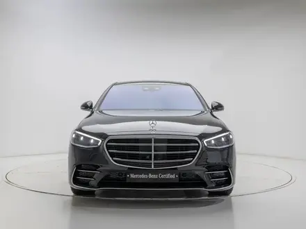 Mercedes-Benz S 500 4MATIC 2023 года за 59 000 000 тг. в Алматы – фото 3