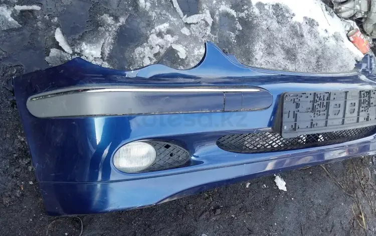 Передний бампер оригинал Мерседес 203 Mercedes w203 за 42 500 тг. в Семей