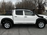 Toyota Hilux 2015 года за 15 000 000 тг. в Тараз – фото 5