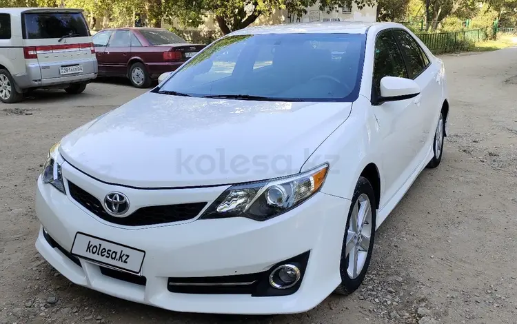 Toyota Camry 2013 годаүшін5 200 000 тг. в Актобе