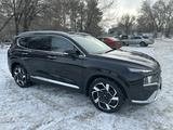 Hyundai Santa Fe 2023 года за 21 000 000 тг. в Алматы – фото 2