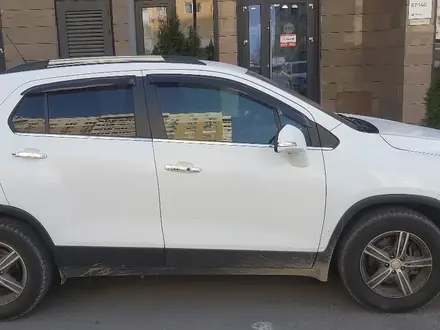 Chevrolet Tracker 2014 года за 4 700 000 тг. в Алматы – фото 2