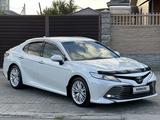 Toyota Camry 2019 годаfor13 800 000 тг. в Алматы – фото 4