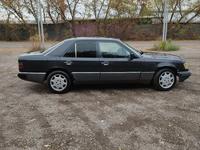 Mercedes-Benz E 230 1992 года за 1 050 000 тг. в Алматы