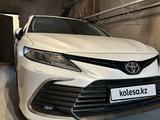 Toyota Camry 2023 года за 18 500 000 тг. в Астана