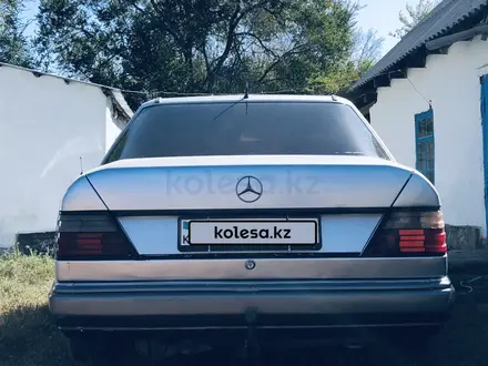 Mercedes-Benz E 230 1991 года за 1 200 000 тг. в Семей – фото 2