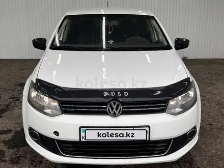 Volkswagen Polo 2015 года за 3 731 325 тг. в Астана