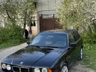 BMW 525