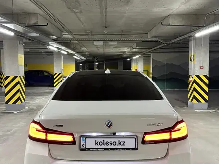 BMW 540 2022 года за 42 000 000 тг. в Алматы – фото 4