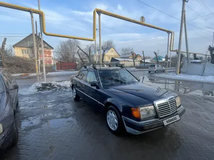 Mercedes-Benz E 230 1991 года за 800 000 тг. в Алматы – фото 3