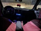 Volkswagen Jetta 2002 года за 2 000 000 тг. в Шымкент – фото 4
