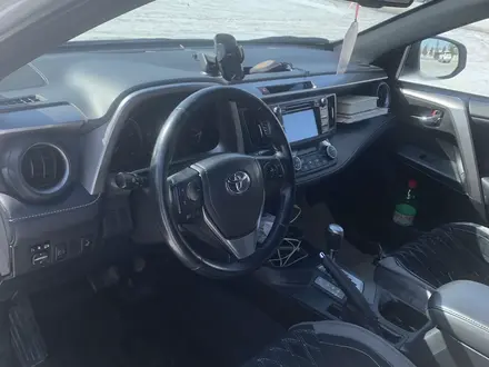 Toyota RAV4 2016 года за 11 650 000 тг. в Астана – фото 47