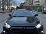 Toyota RAV4 2022 года за 17 000 000 тг. в Астана – фото 2