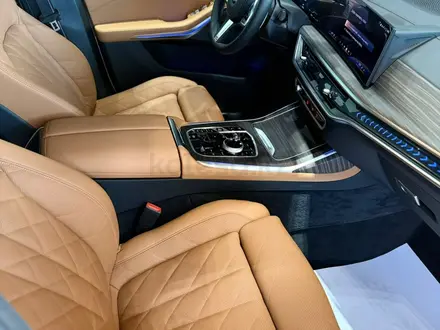 BMW X7 XDrive 40i 2025 года за 80 356 219 тг. в Кызылорда – фото 8