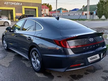 Hyundai Sonata 2020 года за 8 000 000 тг. в Актобе