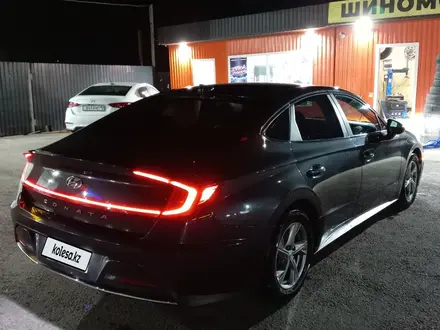Hyundai Sonata 2020 года за 8 000 000 тг. в Актобе – фото 6