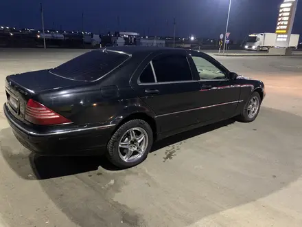 Mercedes-Benz S 320 2001 года за 2 400 000 тг. в Атырау – фото 12