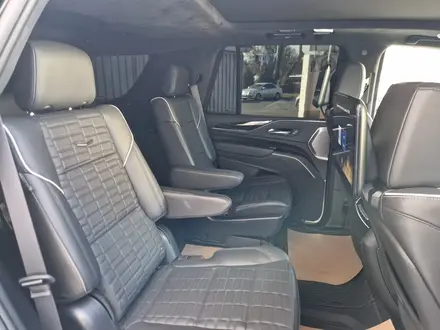 Cadillac Escalade 2023 года за 90 000 000 тг. в Алматы – фото 35