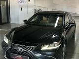 Lexus ES 350 2018 годаfor23 650 000 тг. в Астана