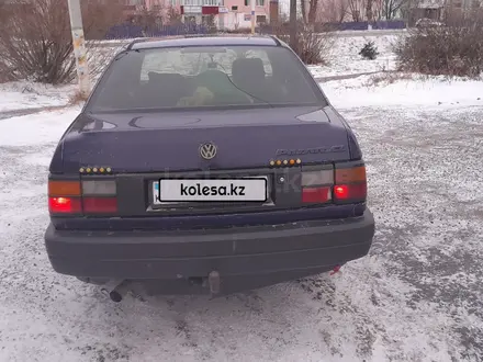 Volkswagen Passat 1990 года за 1 250 000 тг. в Астана – фото 2