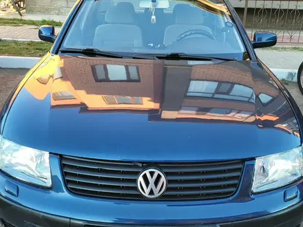 Volkswagen Passat 1999 года за 2 100 000 тг. в Астана – фото 2