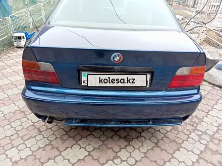 BMW 318 1993 года за 1 100 000 тг. в Павлодар – фото 3