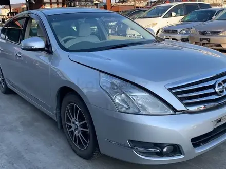 Дверь оригинал Nissan teana j31 j32 светь серебро за 50 000 тг. в Астана – фото 2