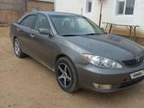 Toyota Camry 2005 года за 5 000 000 тг. в Жанаозен – фото 4