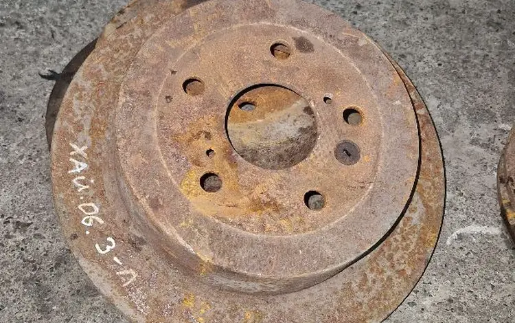 Тормозной диск задний на хайландер 2009гүшін30 000 тг. в Алматы