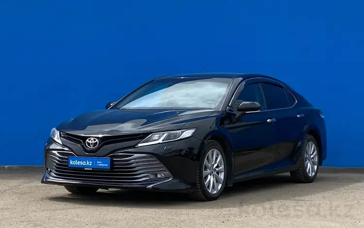 Toyota Camry 2019 года за 13 800 000 тг. в Алматы