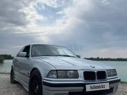 BMW 328 1996 года за 3 500 000 тг. в Алматы – фото 4