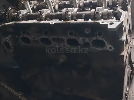 Блок двигателя 2TZ-FE 2.4л Тойота Превия за 80 000 тг. в Алматы