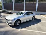 BMW 528 2010 годаүшін10 500 000 тг. в Караганда – фото 2