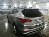 Hyundai Santa Fe 2018 годаfor8 500 000 тг. в Актобе – фото 4