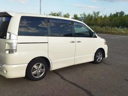 Toyota Voxy 2006 года за 5 600 000 тг. в Атырау – фото 5