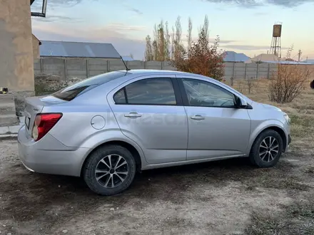 Chevrolet Aveo 2014 года за 2 800 000 тг. в Тараз – фото 4